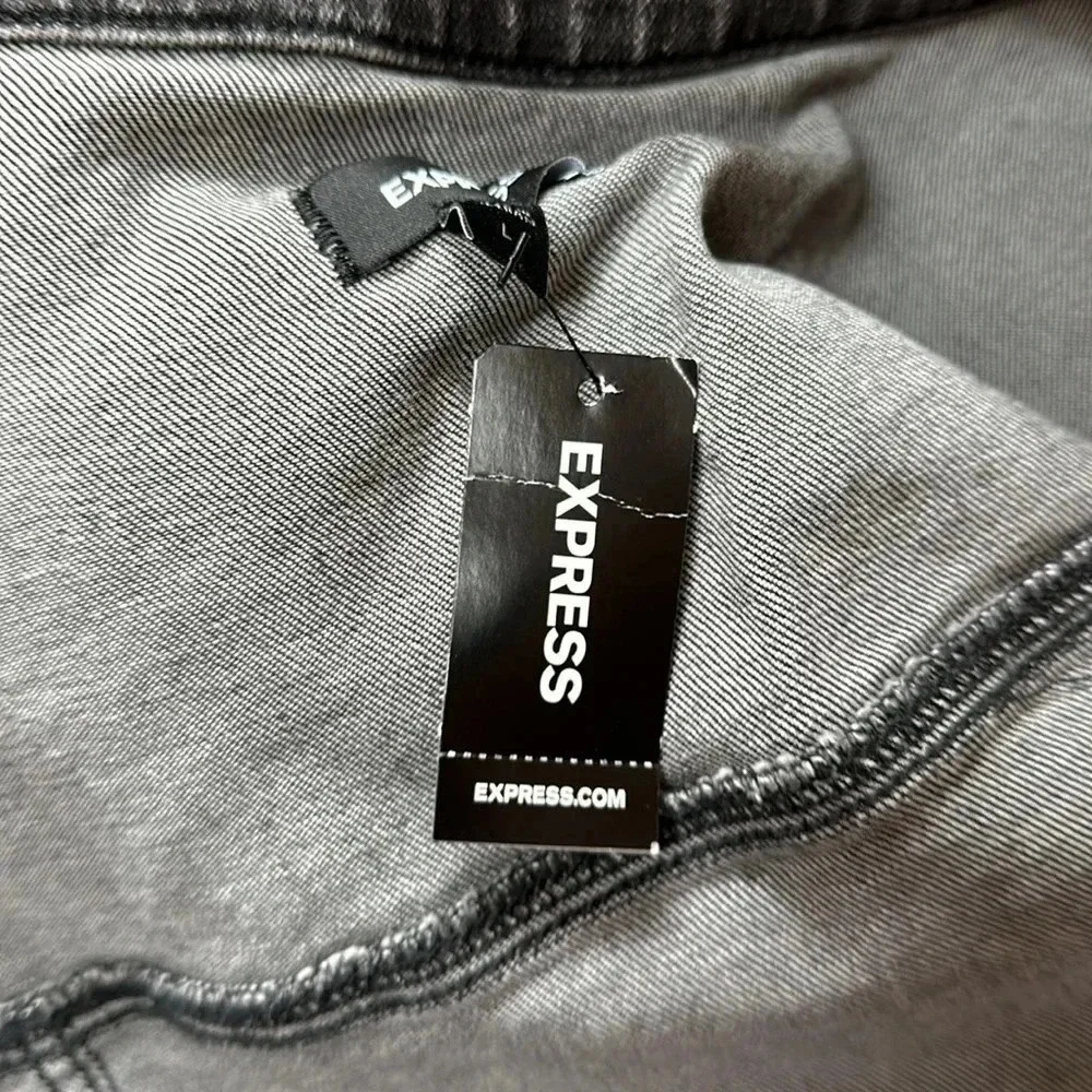 Express gorgeous embellished